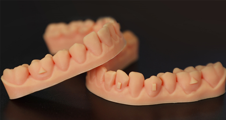 What are the precautions during the operation of the LCD 3D printer?